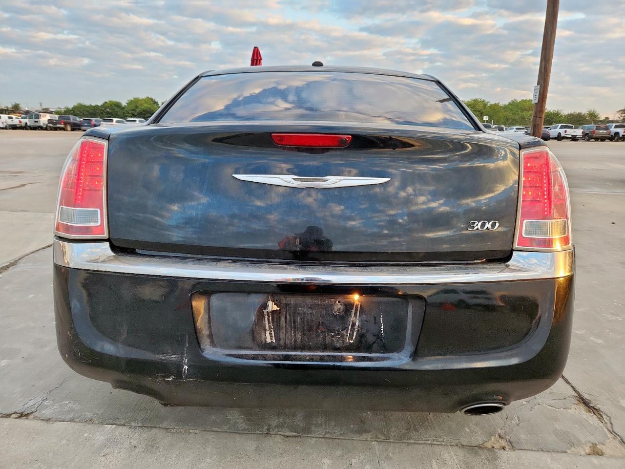 2013 Chrysler 300 VIN: 2C3CCAAG0DH527838 Lot: 81816665