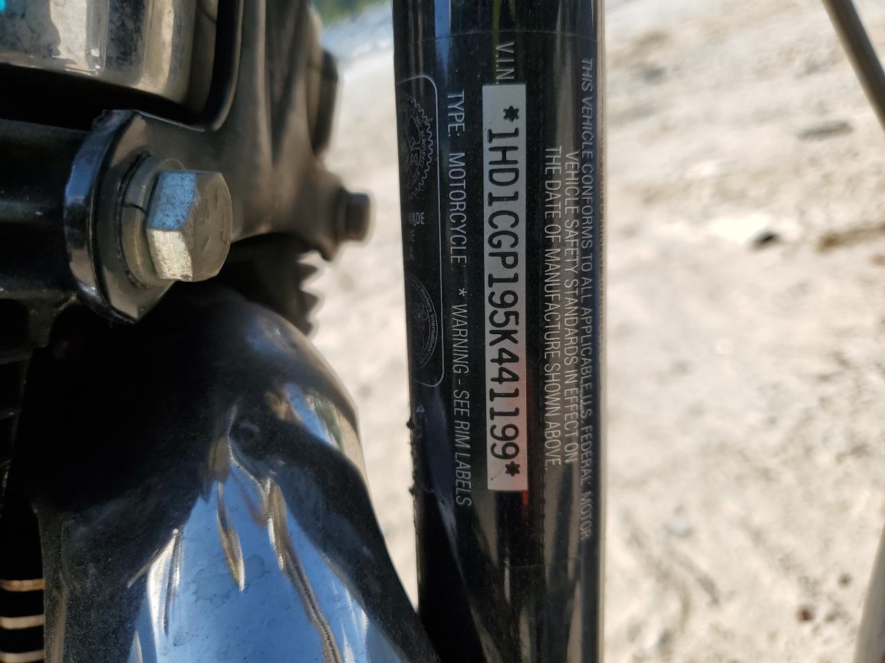 2005 Harley-Davidson Xl1200 C VIN: 1HD1CGP195K441199 Lot: 83851055