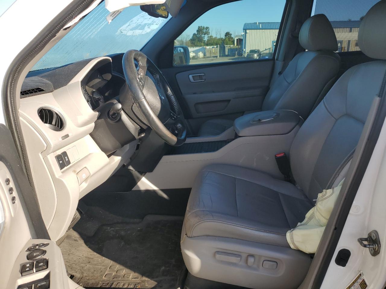 2015 Honda Pilot Touring VIN: 5FNYF4H9XFB030175 Lot: 81193205