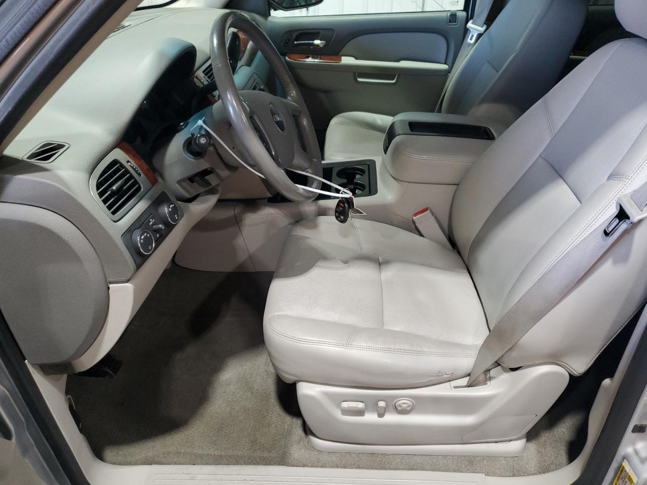 2013 GMC Yukon Xl K1500 Slt VIN: 1GKS2KE79DR335851 Lot: 81343765