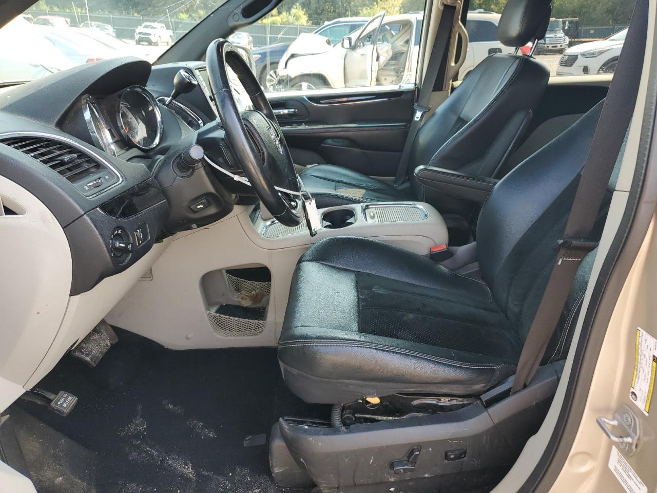 2014 Dodge Grand Caravan Sxt VIN: 2C4RDGCG8ER230752 Lot: 71259955