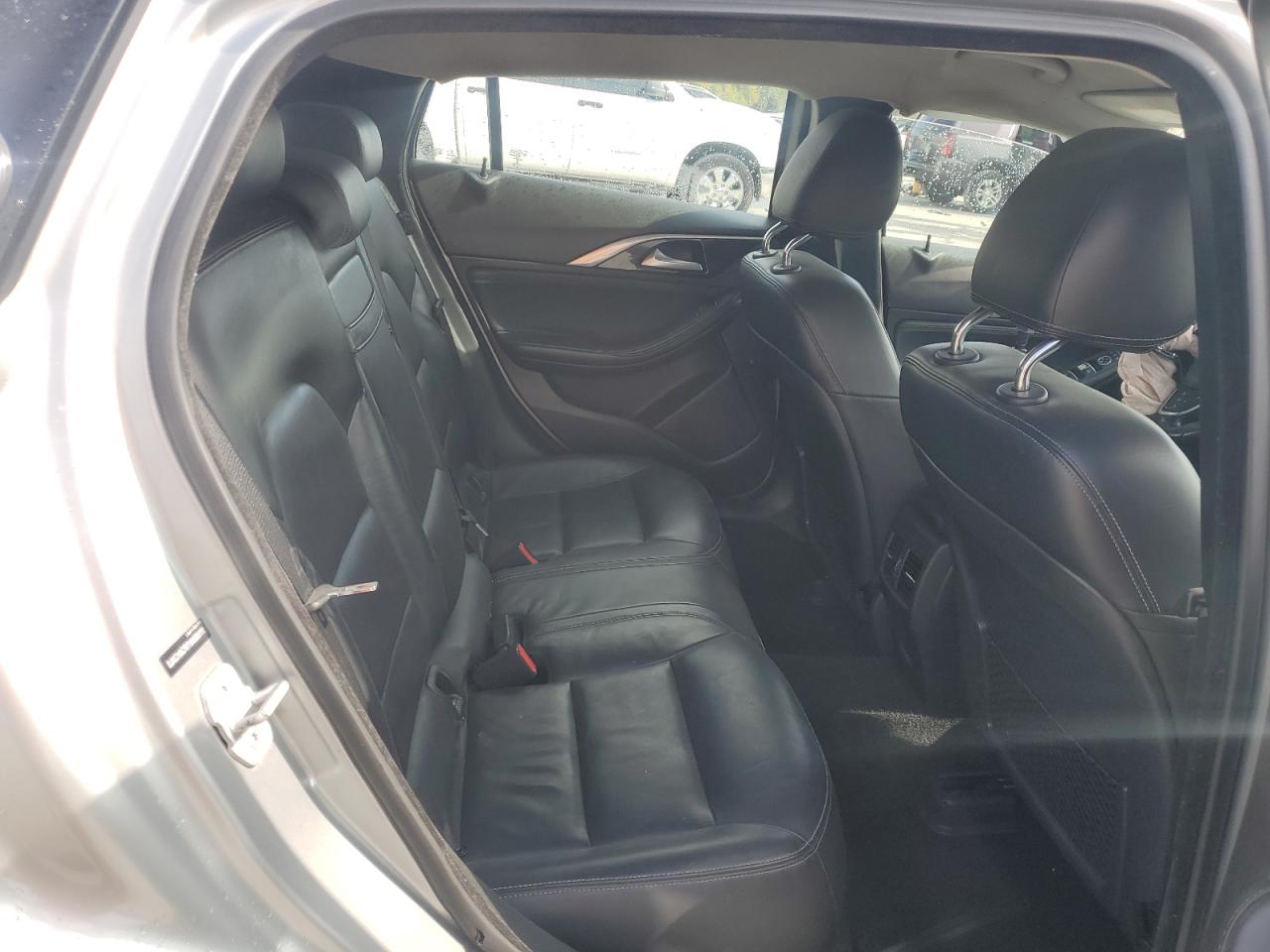 QX30 QX30