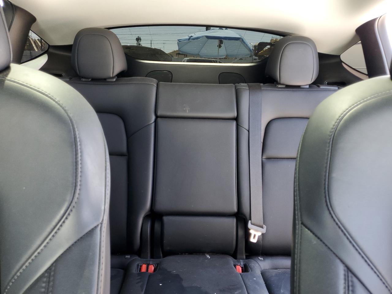 2022 Tesla Model Y VIN: 7SAYGDEF2NF501101 Lot: 71231985