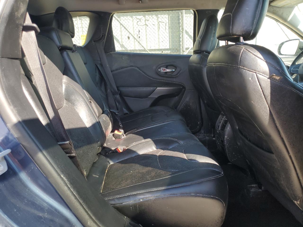 2019 Jeep Cherokee Limited VIN: 1C4PJMDXXKD458506 Lot: 72029245