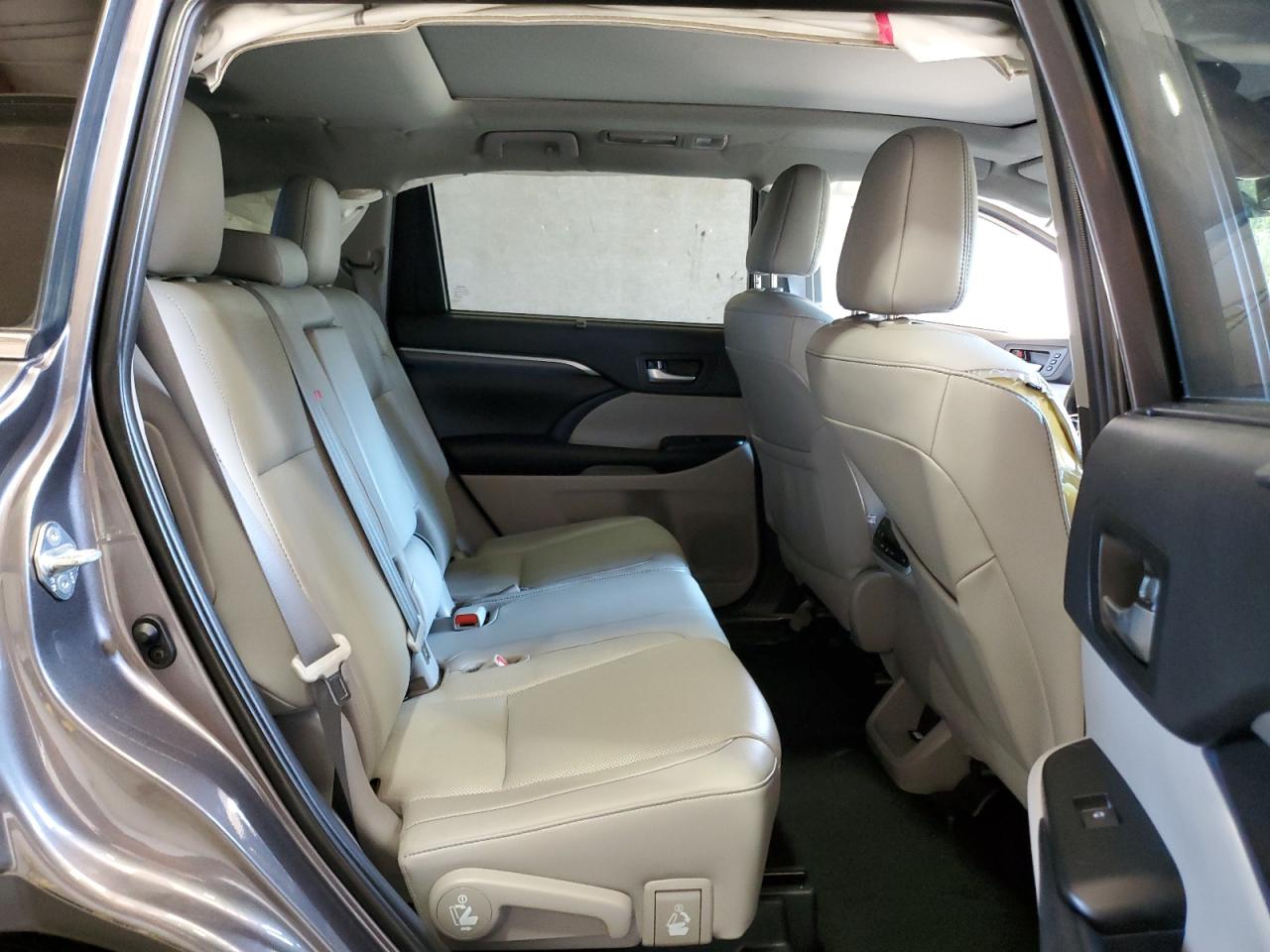 2019 Toyota Highlander Limited VIN: 5TDDZRFHXKS720348 Lot: 71275095