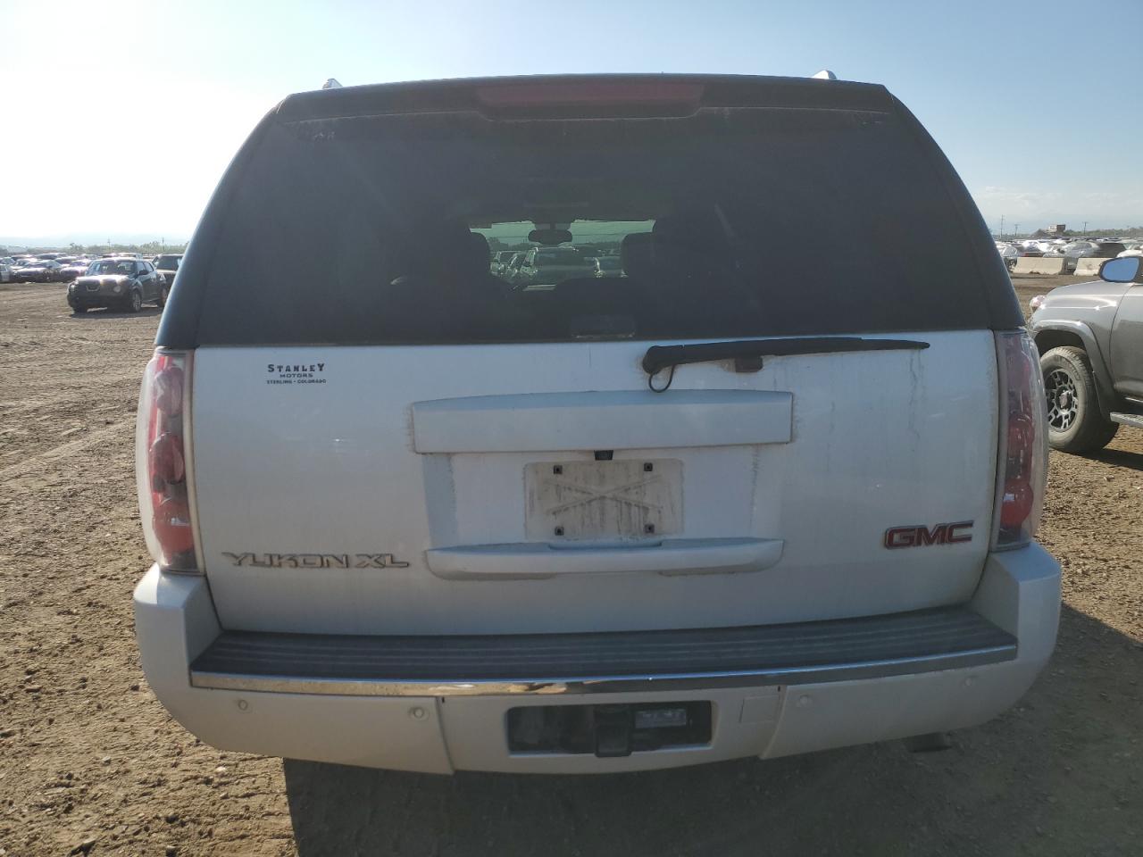 2013 GMC Yukon Xl Denali VIN: 1GKS2MEF2DR280792 Lot: 81487805