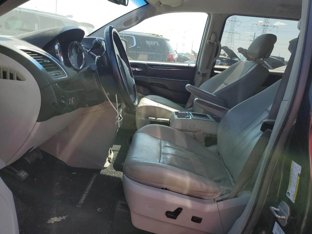 2013 Chrysler Town & Country Touring VIN: 2C4RC1BG6DR526112 Lot: 68322005