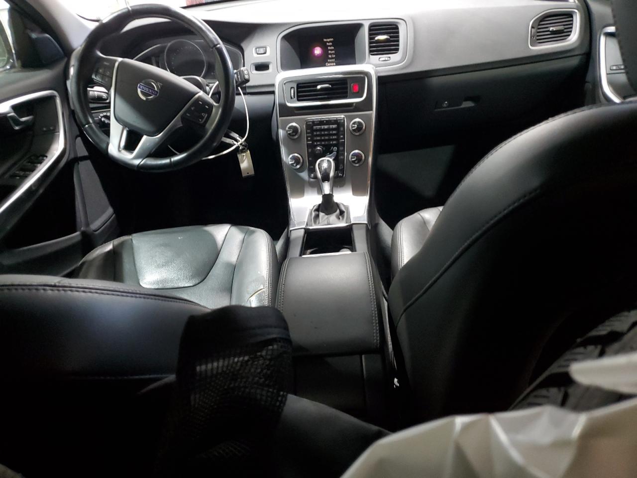 2017 Volvo V60 Cross Country Premier VIN: YV440MWK3H1039525 Lot: 69543345