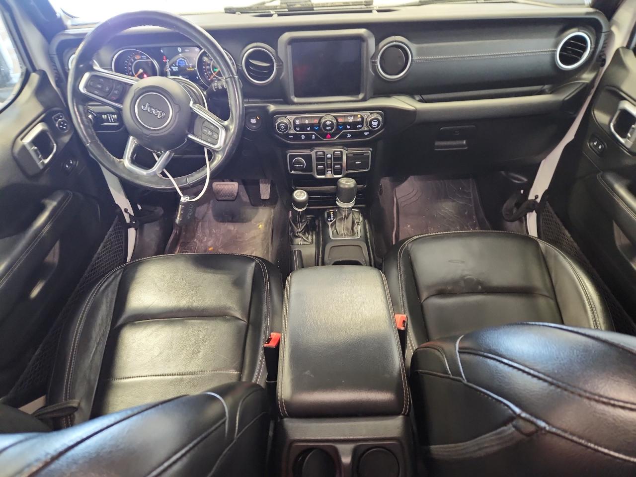 2020 Jeep Wrangler Unlimited Sahara VIN: 1C4HJXEN2LW215118 Lot: 80339605