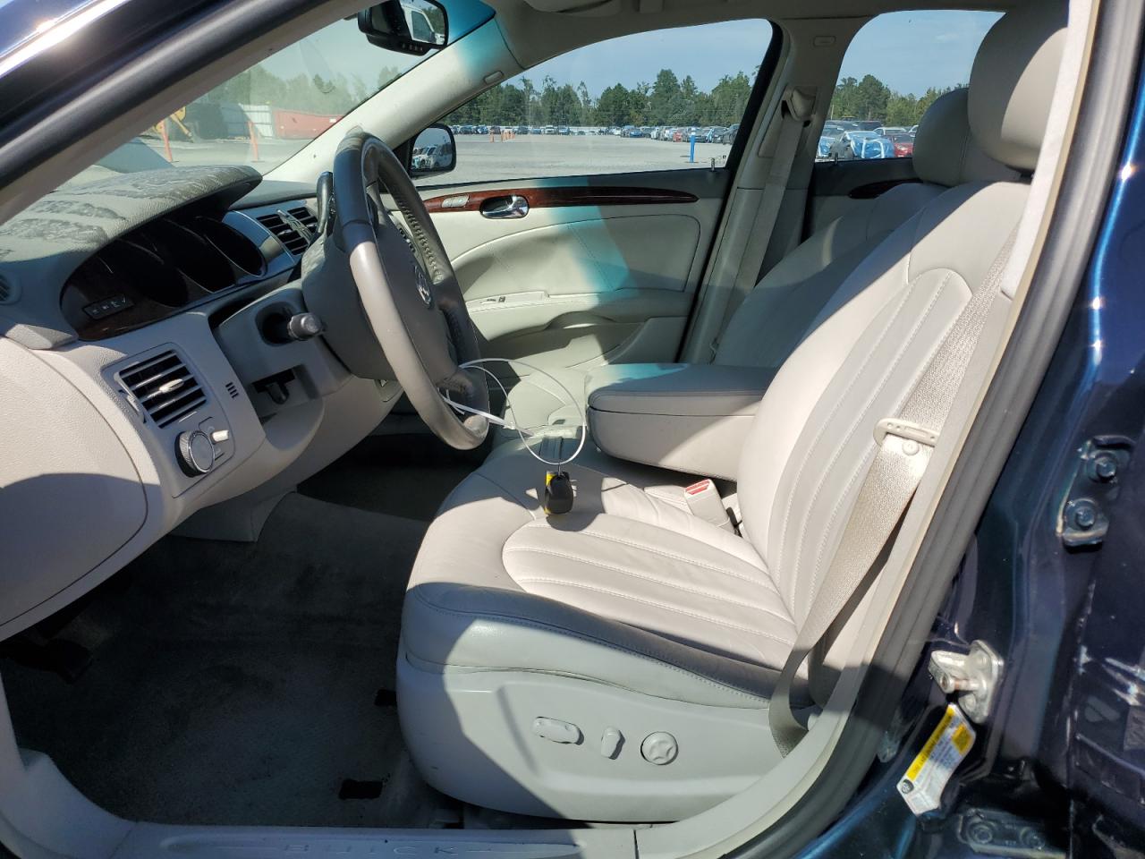 2008 Buick Lucerne Cxl VIN: 1G4HD57298U174807 Lot: 67989875