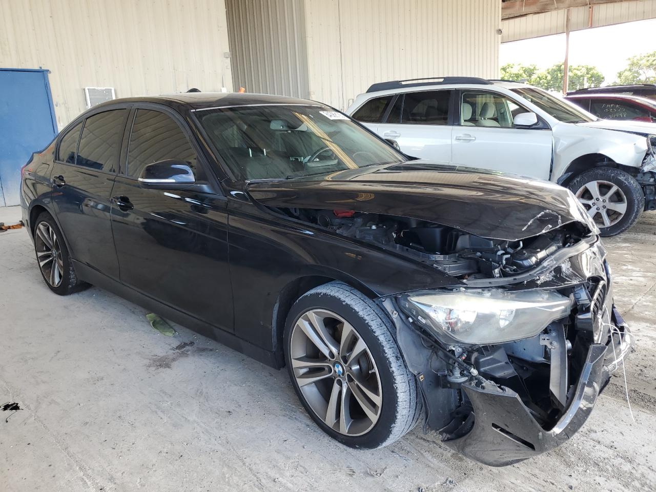 2014 BMW 328 Xi VIN: WBA3B3C54EF545202 Lot: 84389165