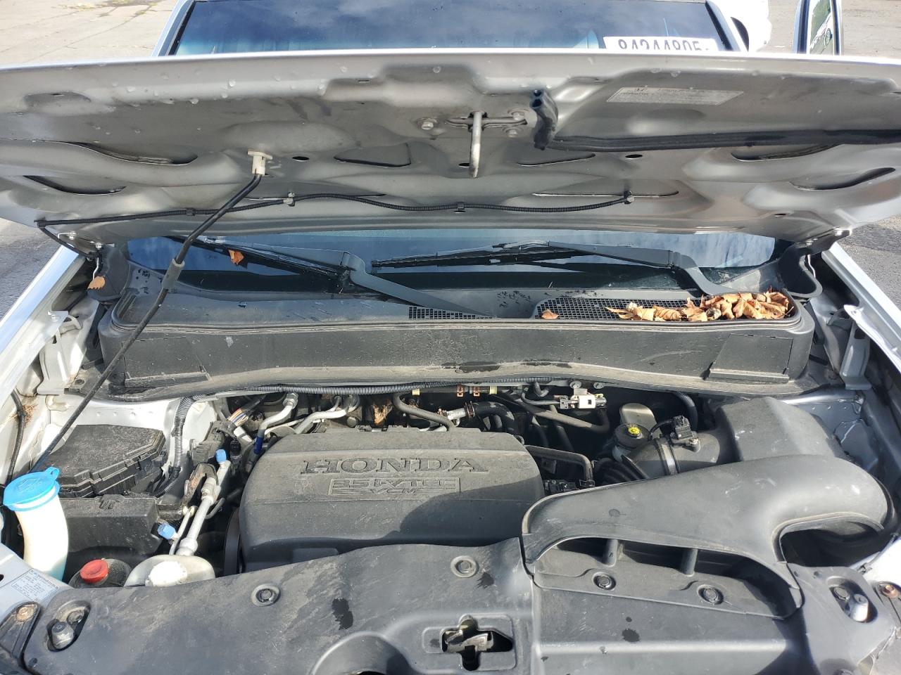 2011 Honda Pilot Lx VIN: 5FNYF4H28BB075581 Lot: 84244805