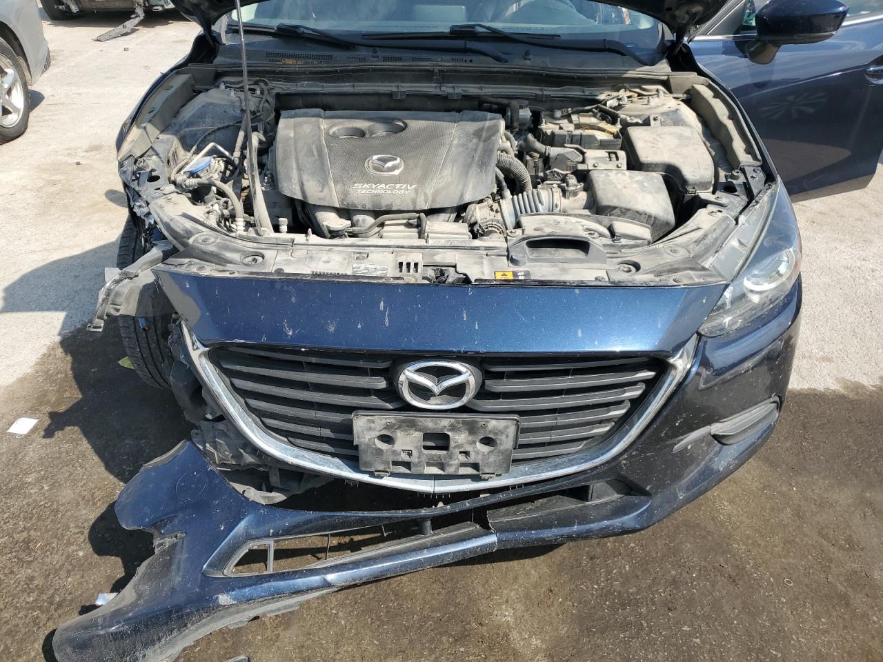 2018 Mazda 3 Touring VIN: 3MZBN1L37JM272076 Lot: 80547655