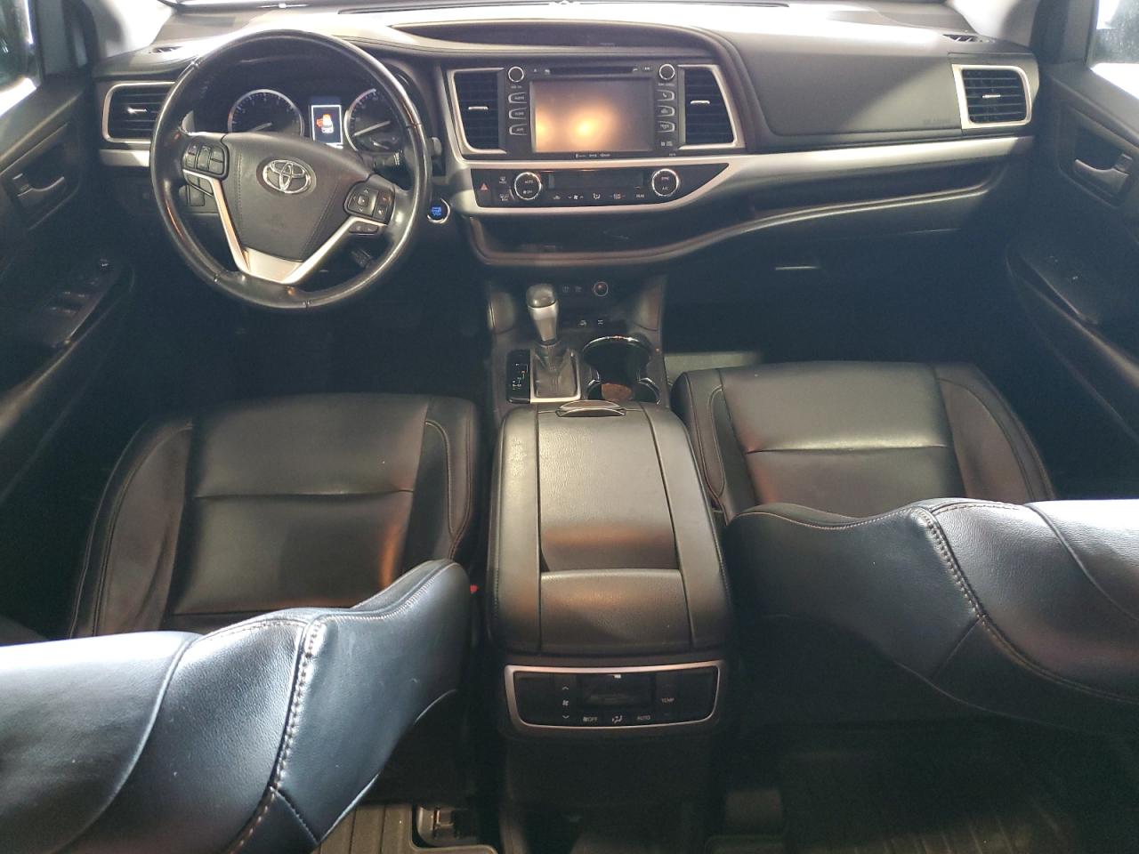 2017 Toyota Highlander Se VIN: 5TDJZRFH4HS421370 Lot: 81605305