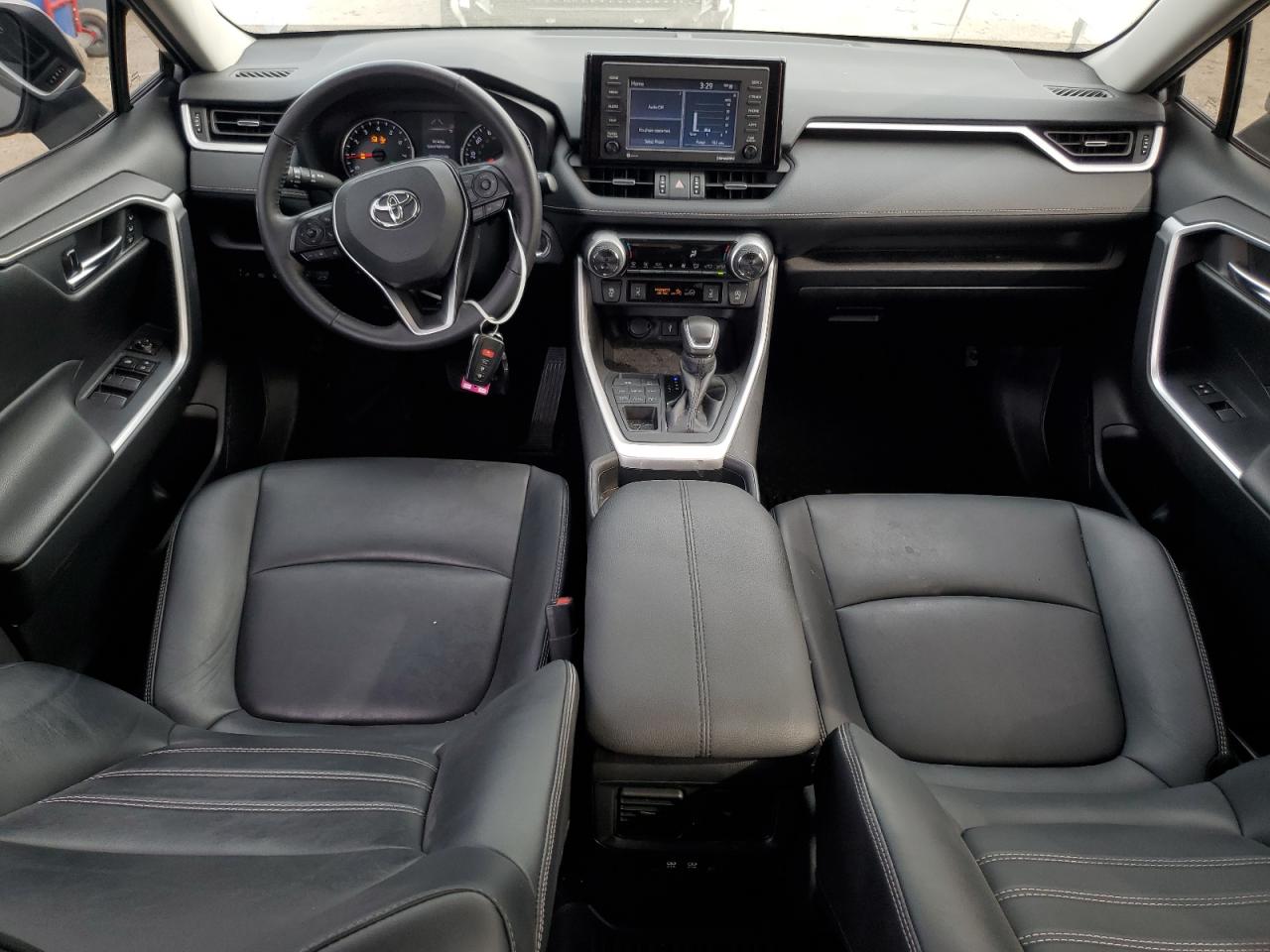 2021 Toyota Rav4 Xle Premium VIN: 2T3A1RFV2MC144015 Lot: 80701335