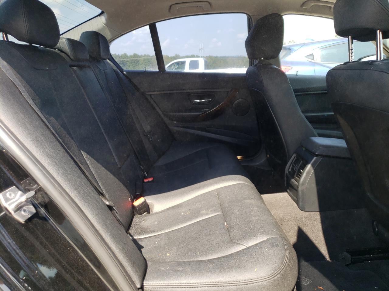 2015 BMW 320 I VIN: WBA3B1G56FNT03596 Lot: 80387535