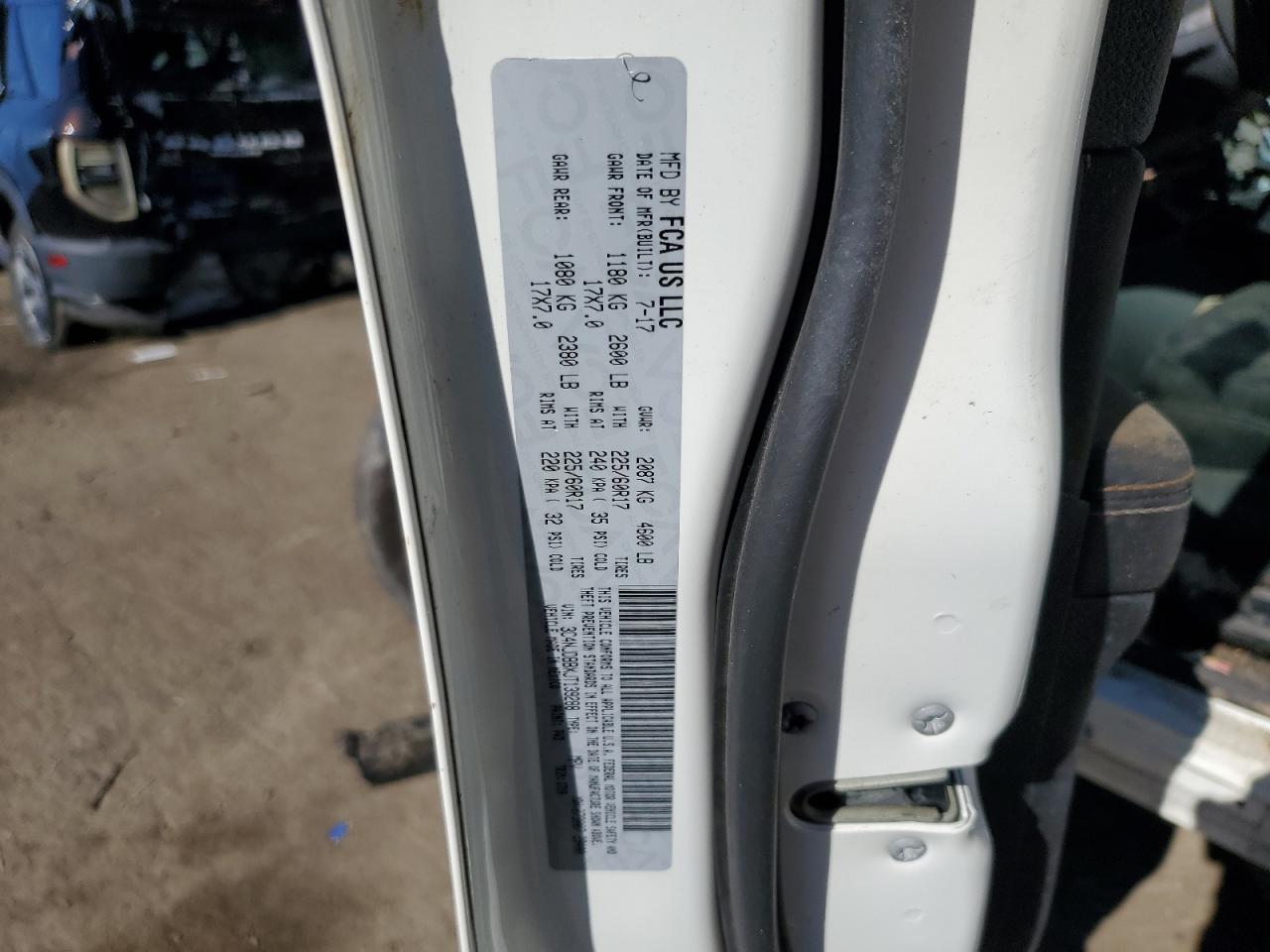 2018 Jeep Compass Latitude VIN: 3C4NJDBBXJT139288 Lot: 84461245