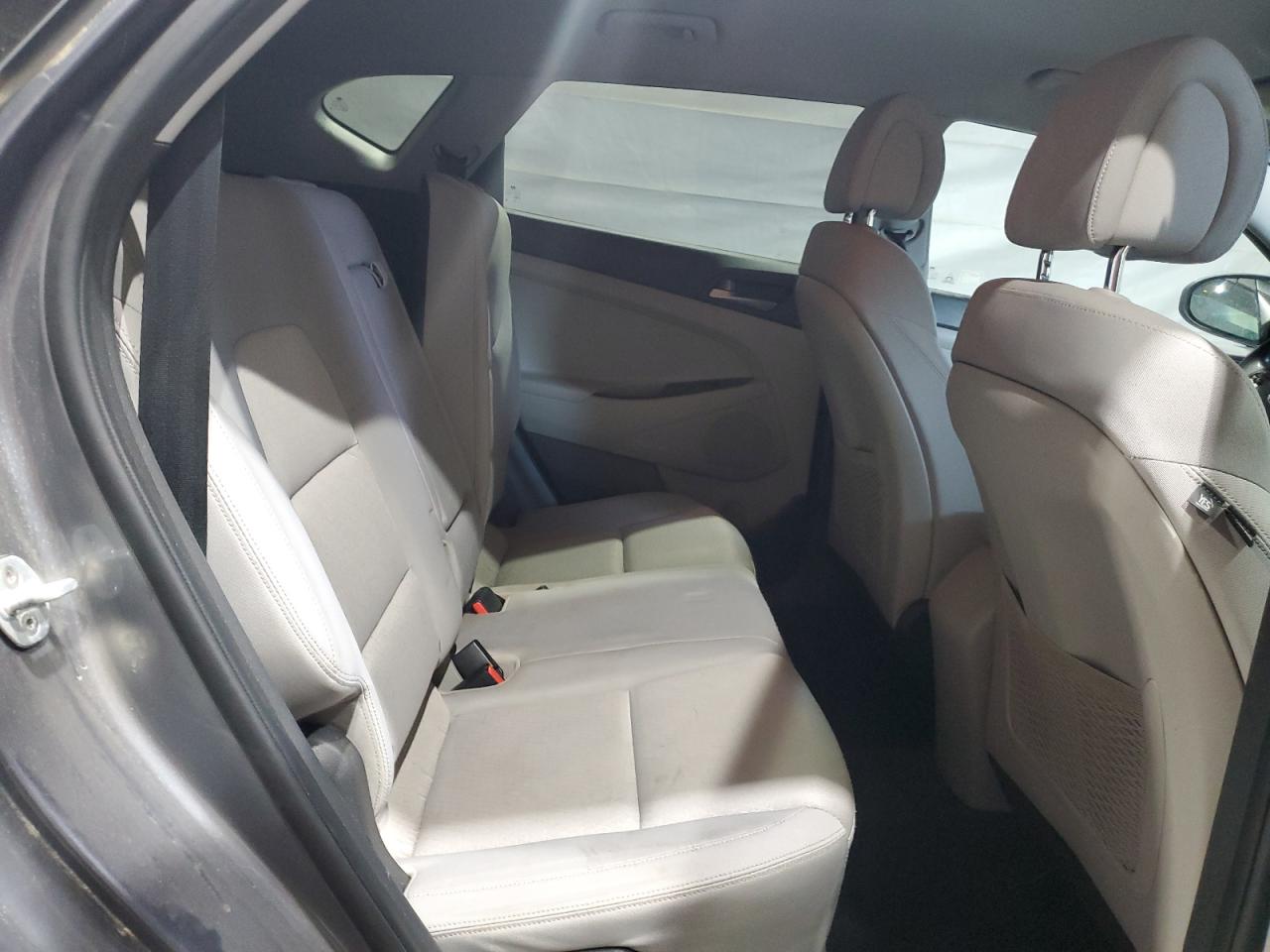 2017 Hyundai Tucson Limited VIN: KM8J3CA40HU505566 Lot: 80308895