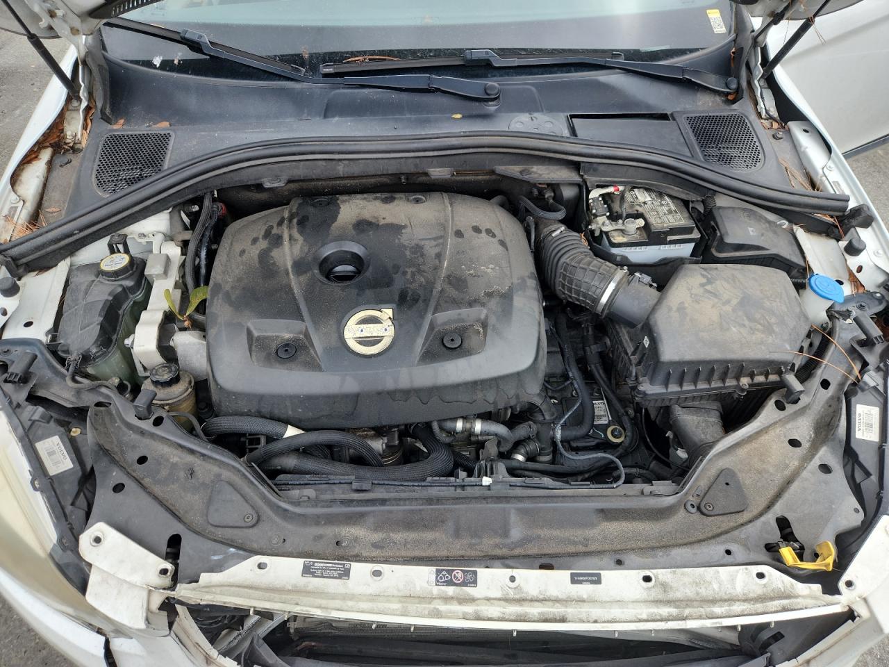 2015 Volvo Xc60 T6 Platinum VIN: YV449MDM7F2631978 Lot: 84549205