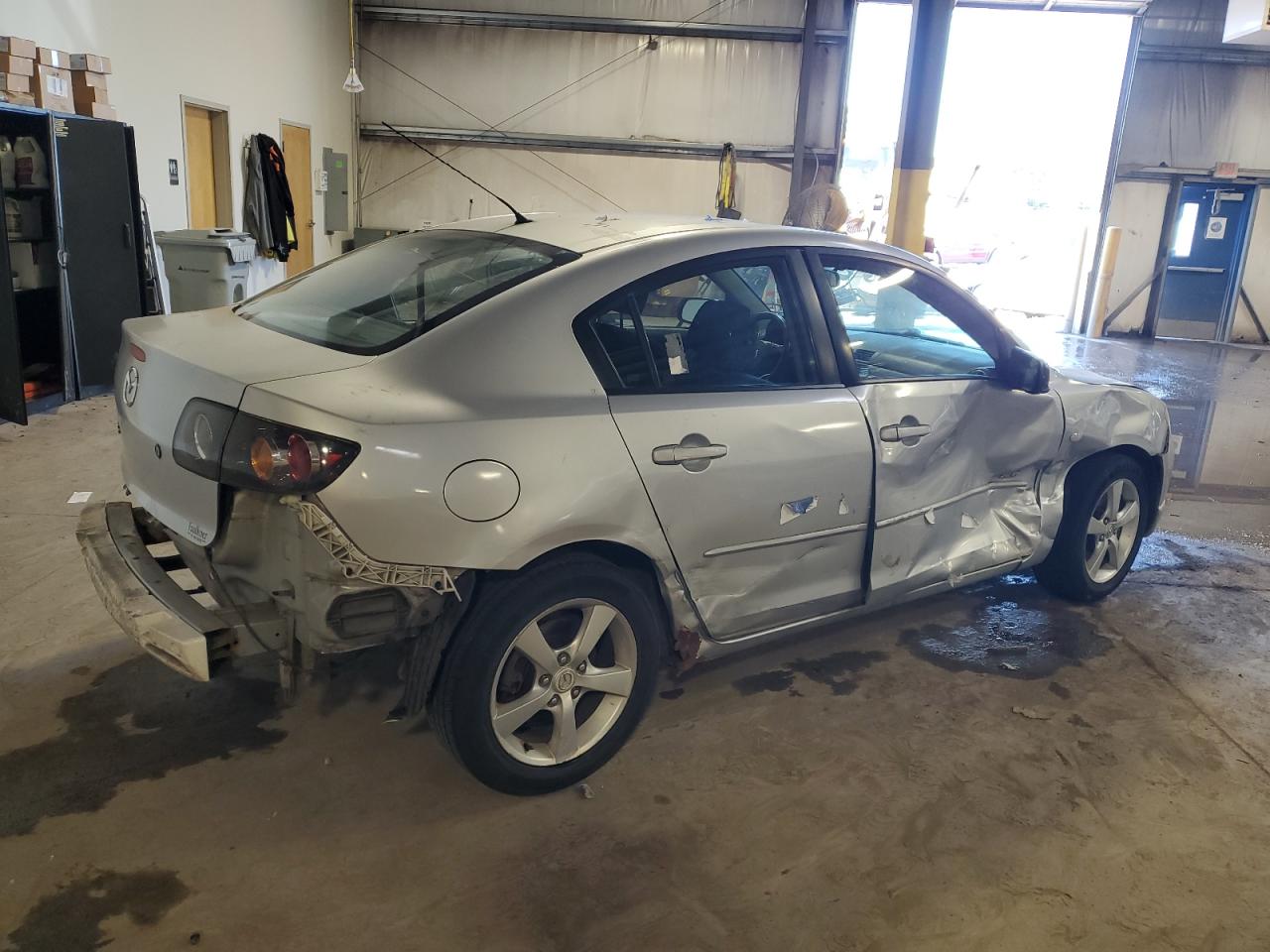 2005 Mazda 3 S VIN: JM1BK323851307266 Lot: 80784615