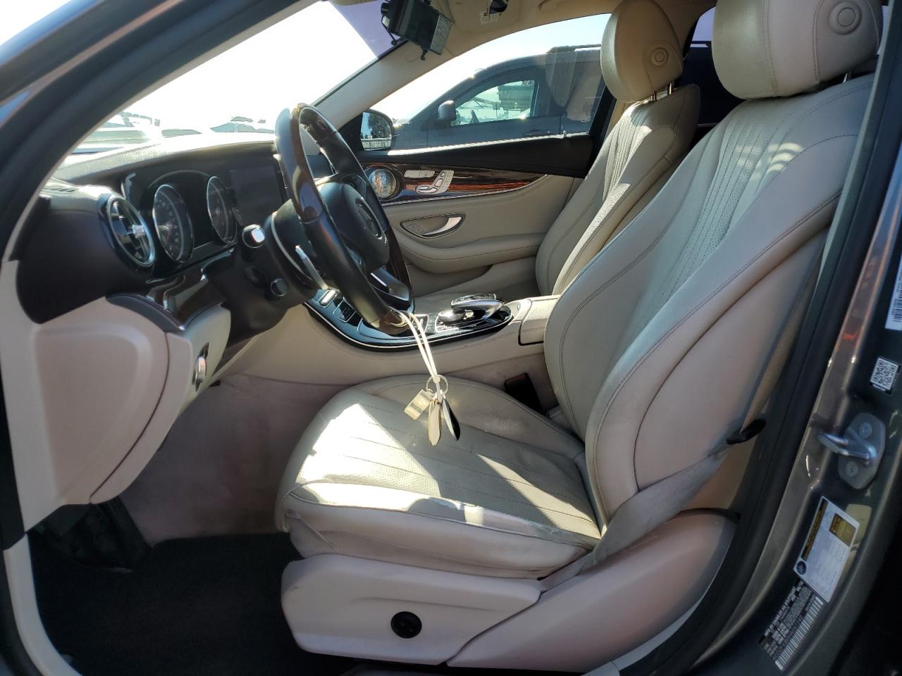 2017 Mercedes-Benz E 300 VIN: WDDZF4JB0HA067240 Lot: 80529485