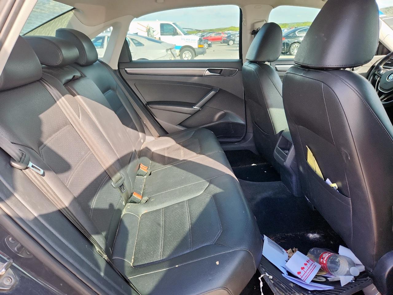 2018 Volkswagen Passat S VIN: 1VWAA7A38JC015202 Lot: 81292435