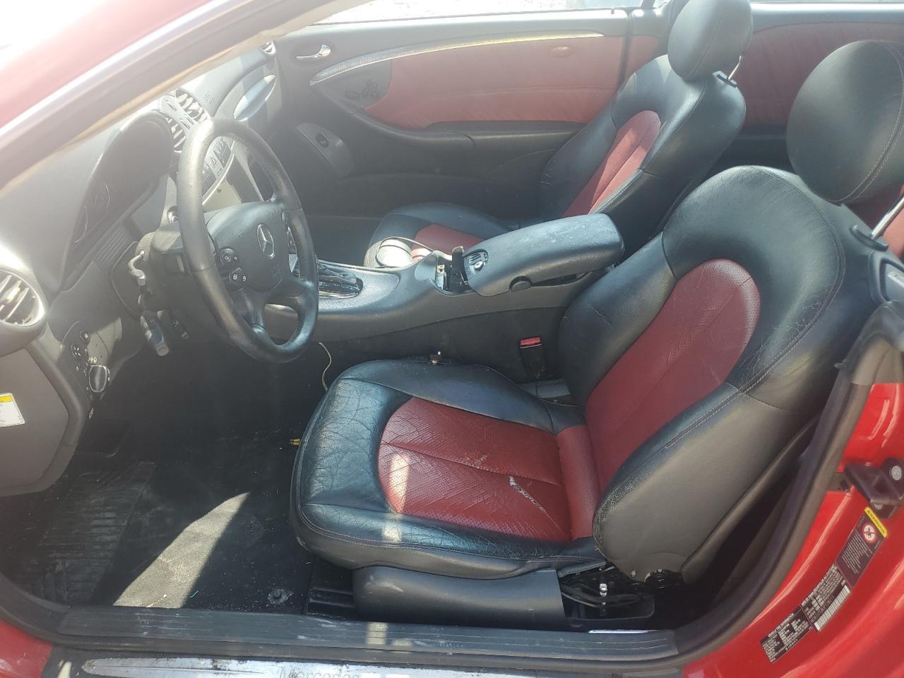 2005 Mercedes-Benz Clk 500 VIN: WDBTJ75J85F138215 Lot: 81342405