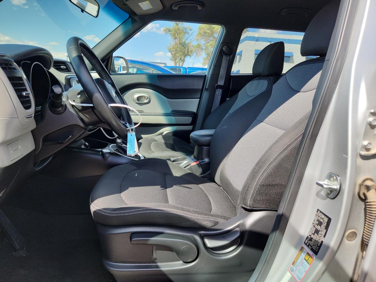 2017 Kia Soul + VIN: KNDJP3A55H7414065 Lot: 80575095