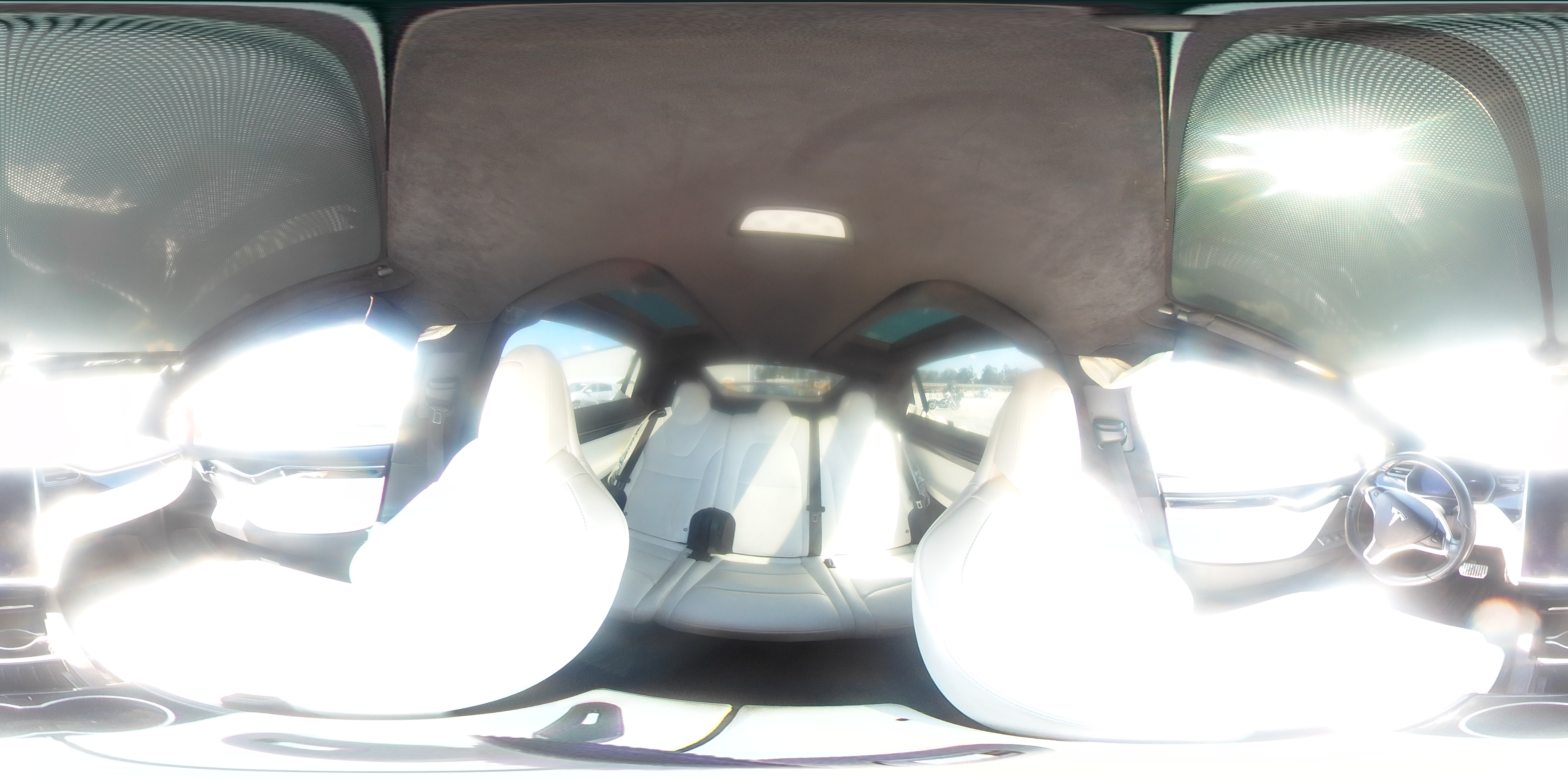 2017 Tesla Model X VIN: 5YJXCDE28HF069782 Lot: 81574895