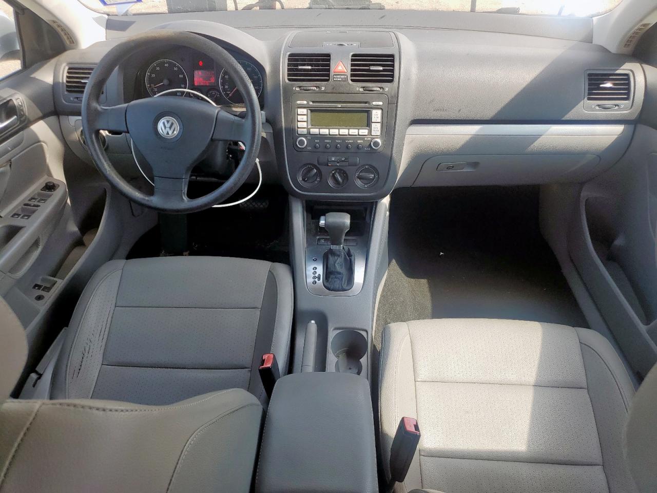 2007 Volkswagen Jetta 2.5 Option Package 1 VIN: 3VWRF71K57M158773 Lot: 81218165