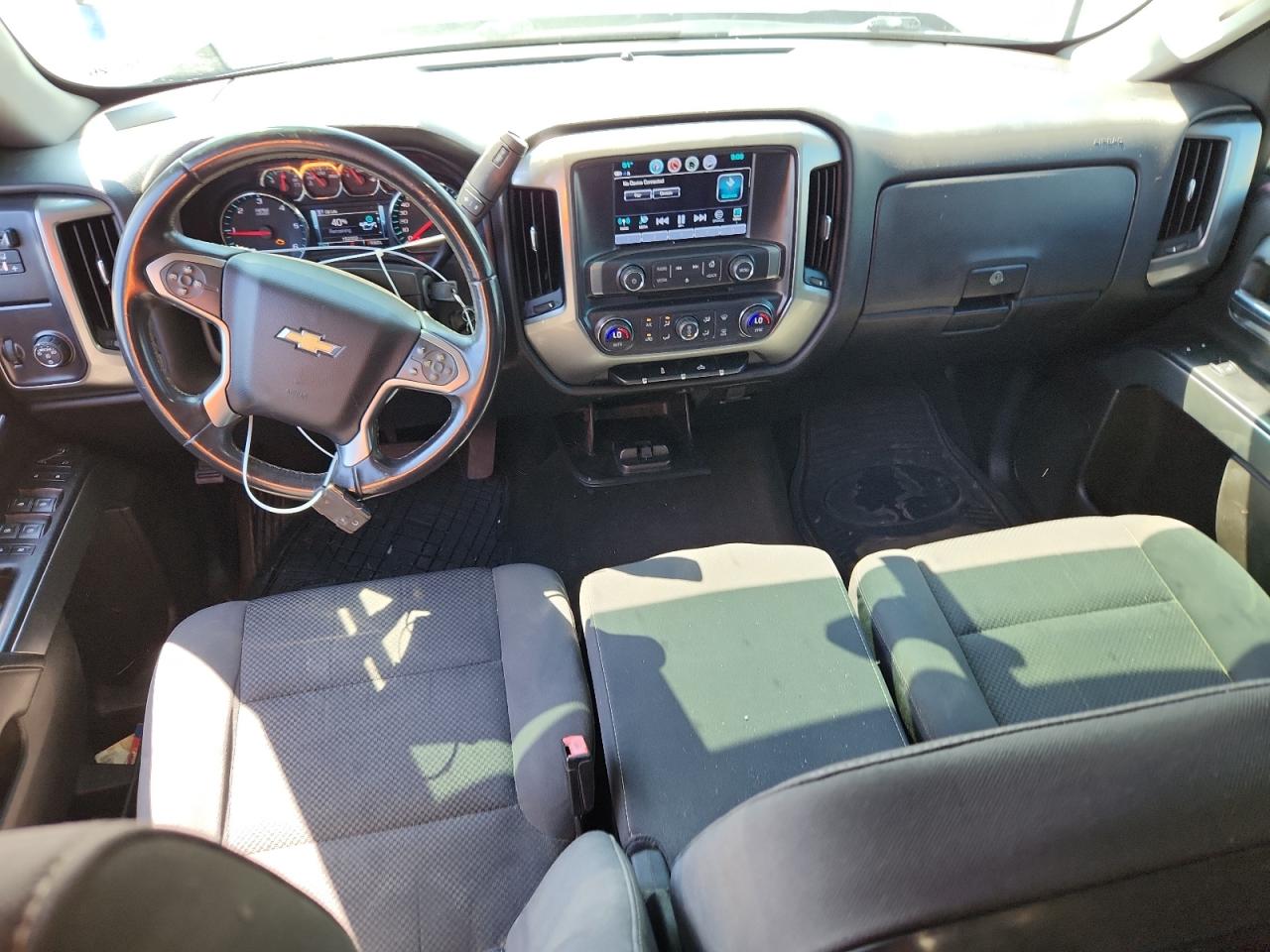 2018 Chevrolet Silverado C1500 Lt VIN: 1GCRCREC2JZ121907 Lot: 81738755