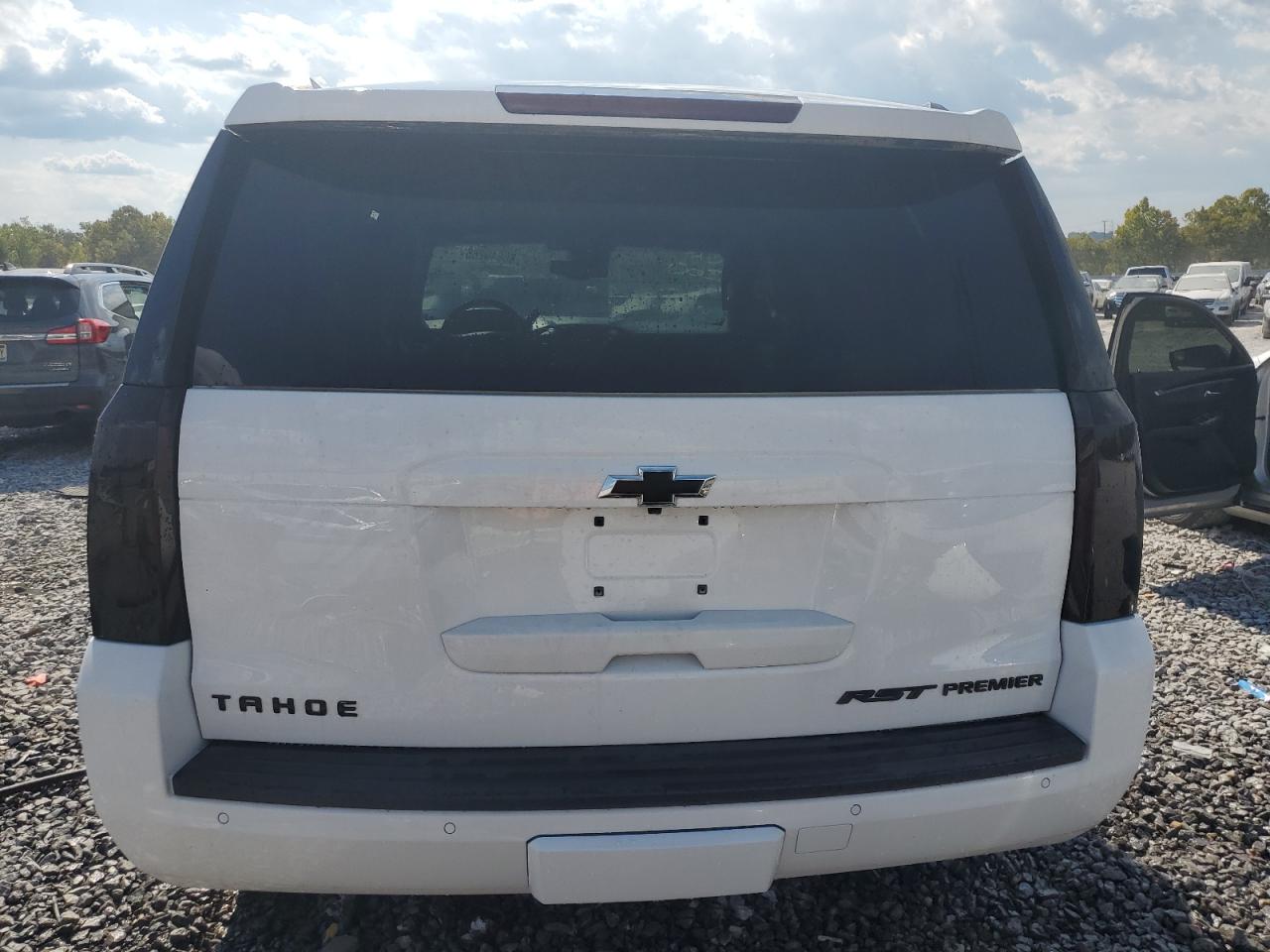 2019 Chevrolet Tahoe K1500 Premier VIN: 1GNSKCKJ1KR100978 Lot: 80640265