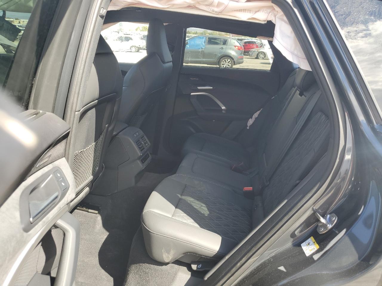 2025 Audi Sq5 Prestige VIN: WA135AGU5S2055414 Lot: 81585905