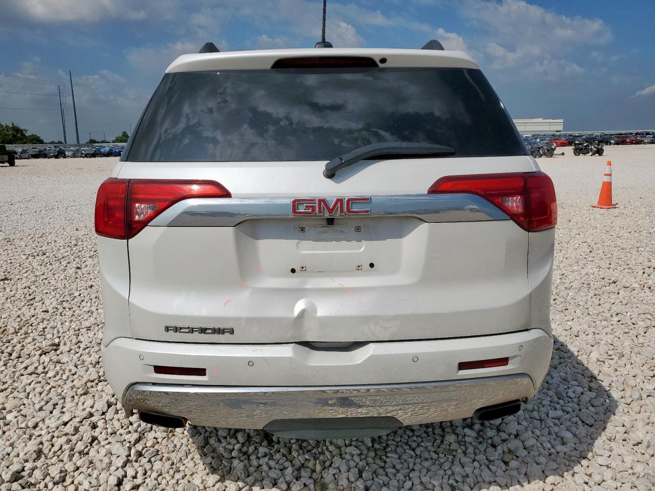 2017 GMC Acadia Denali VIN: 1GKKNPLSXHZ250549 Lot: 69990065