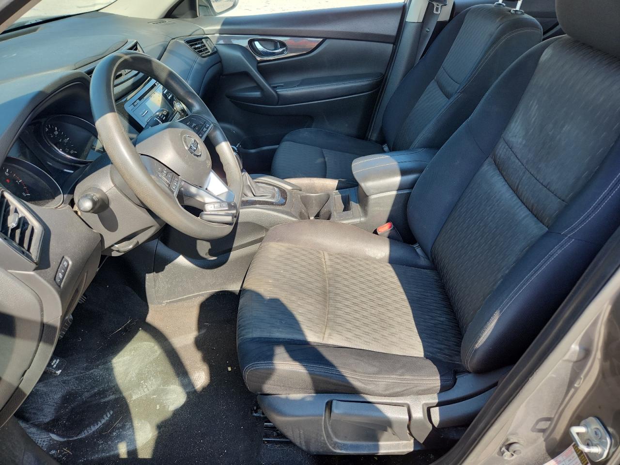 2017 Nissan Rogue S VIN: JN8AT2MT3HW382680 Lot: 70509535