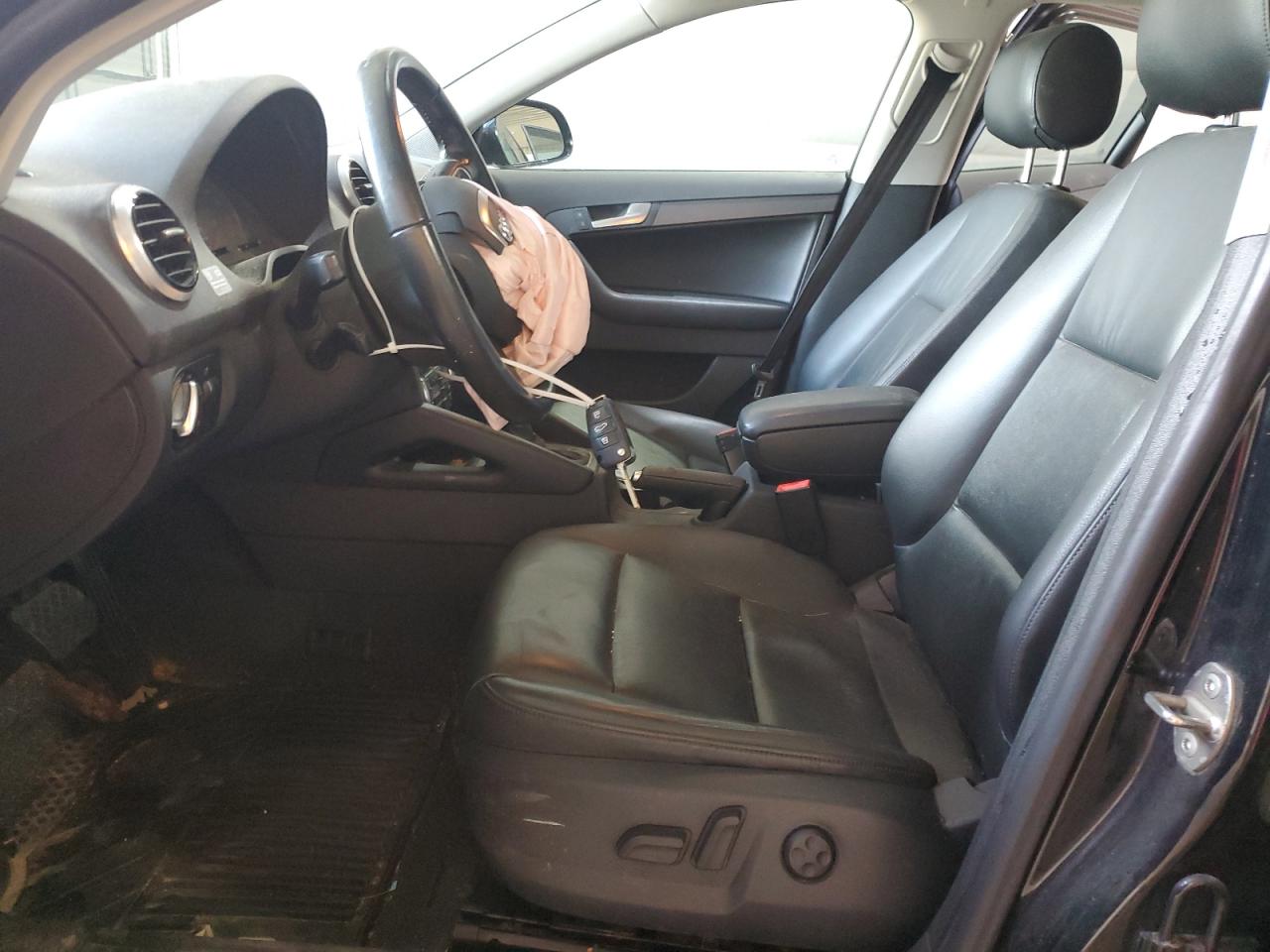 2011 Audi A3 Premium VIN: WAUBJAFM4BA021109 Lot: 70766845