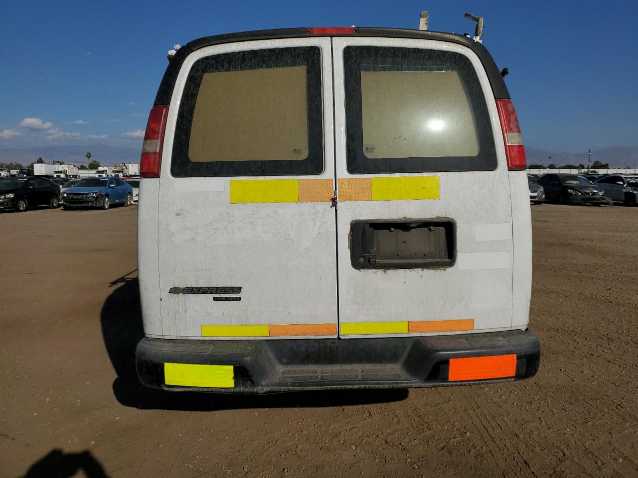 2016 Chevrolet Express G2500 VIN: 1GCWGAFF4G1234637 Lot: 82054455