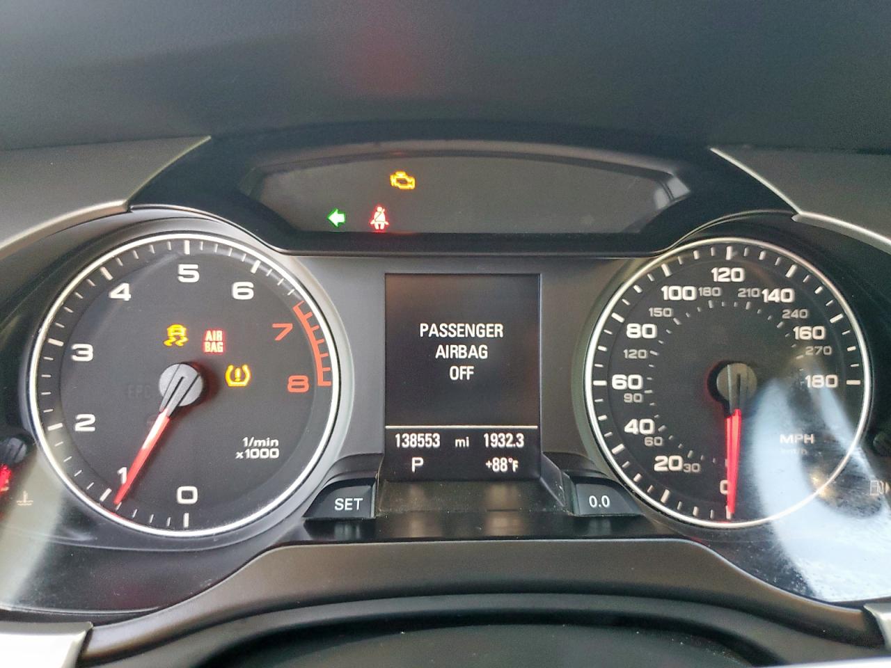 2011 Audi A4 Premium Plus VIN: WAUEFAFL5BN023420 Lot: 81498325