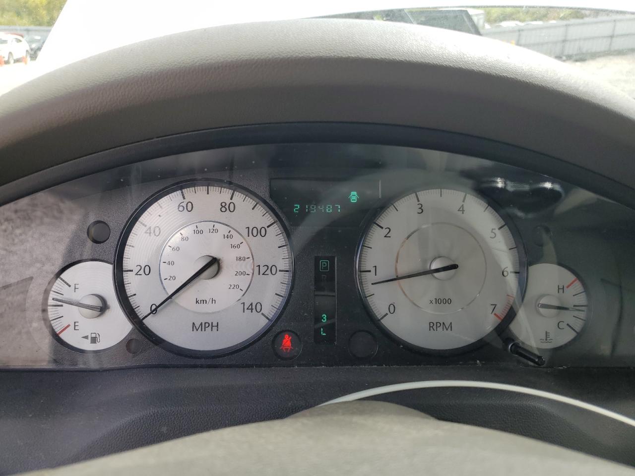 2008 Chrysler 300 Touring VIN: 2C3LA53GX8H245187 Lot: 81764895