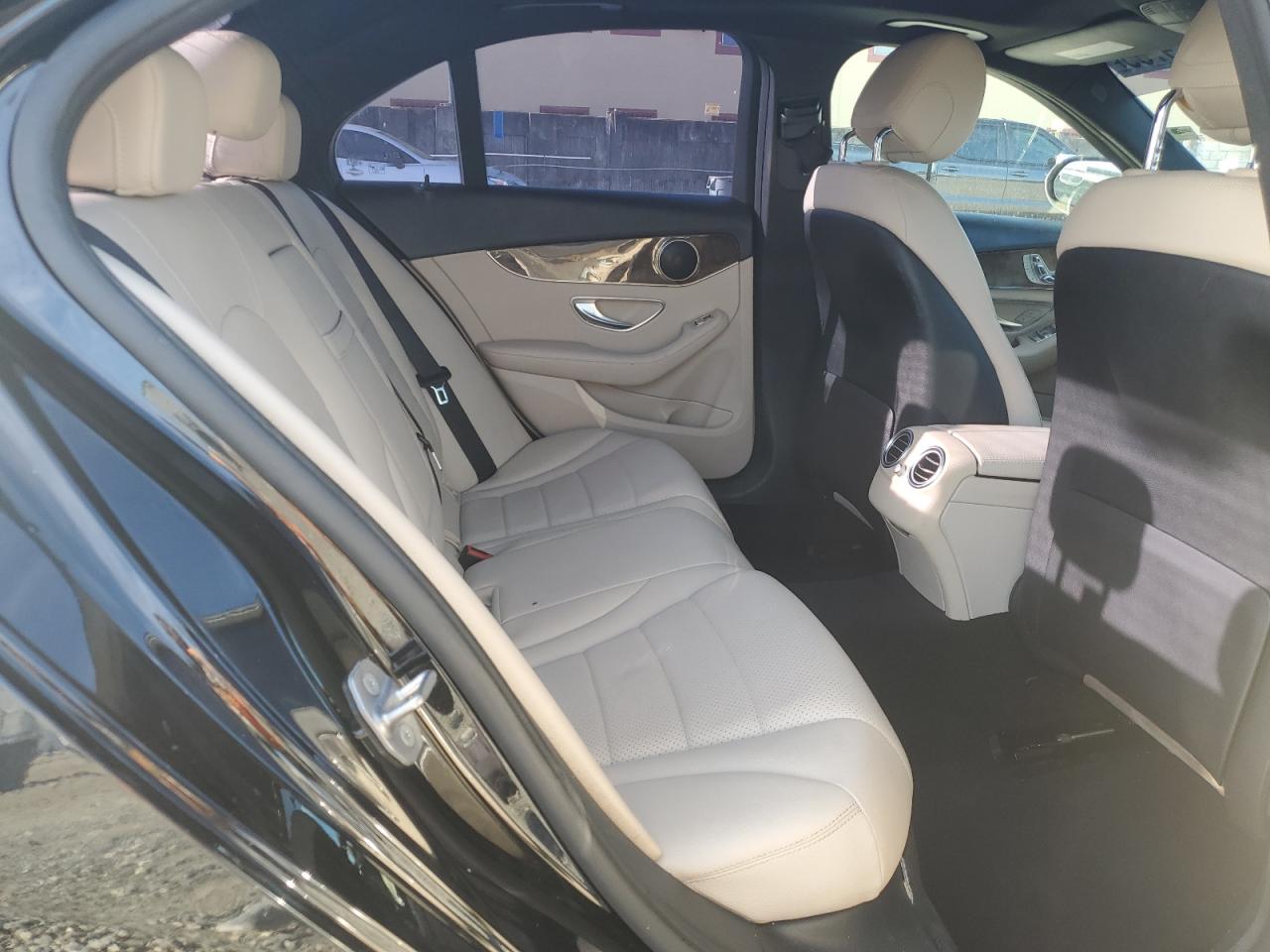 2018 Mercedes-Benz C 300 VIN: WDDWF4JB6JR364507 Lot: 83979765