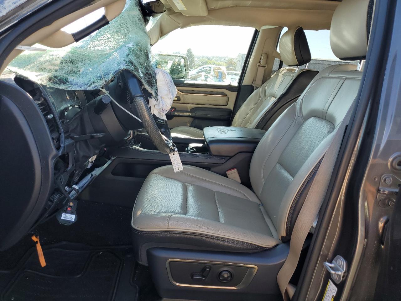 2019 Ram 1500 Limited VIN: 1C6SRFHT4KN556924 Lot: 82141335