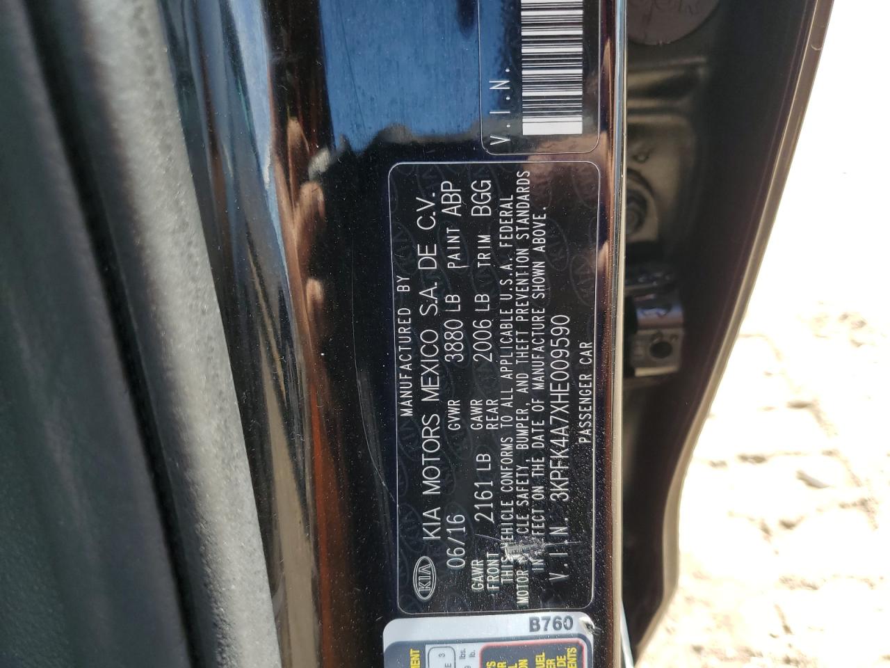 2017 Kia Forte Lx VIN: 3KPFK4A7XHE009590 Lot: 71986215