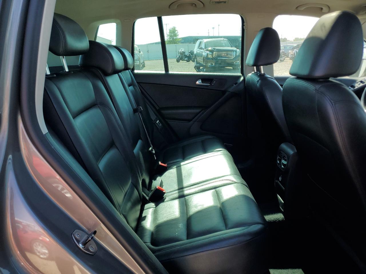 2011 Volkswagen Tiguan S VIN: WVGBV7AX9BW513466 Lot: 84452215