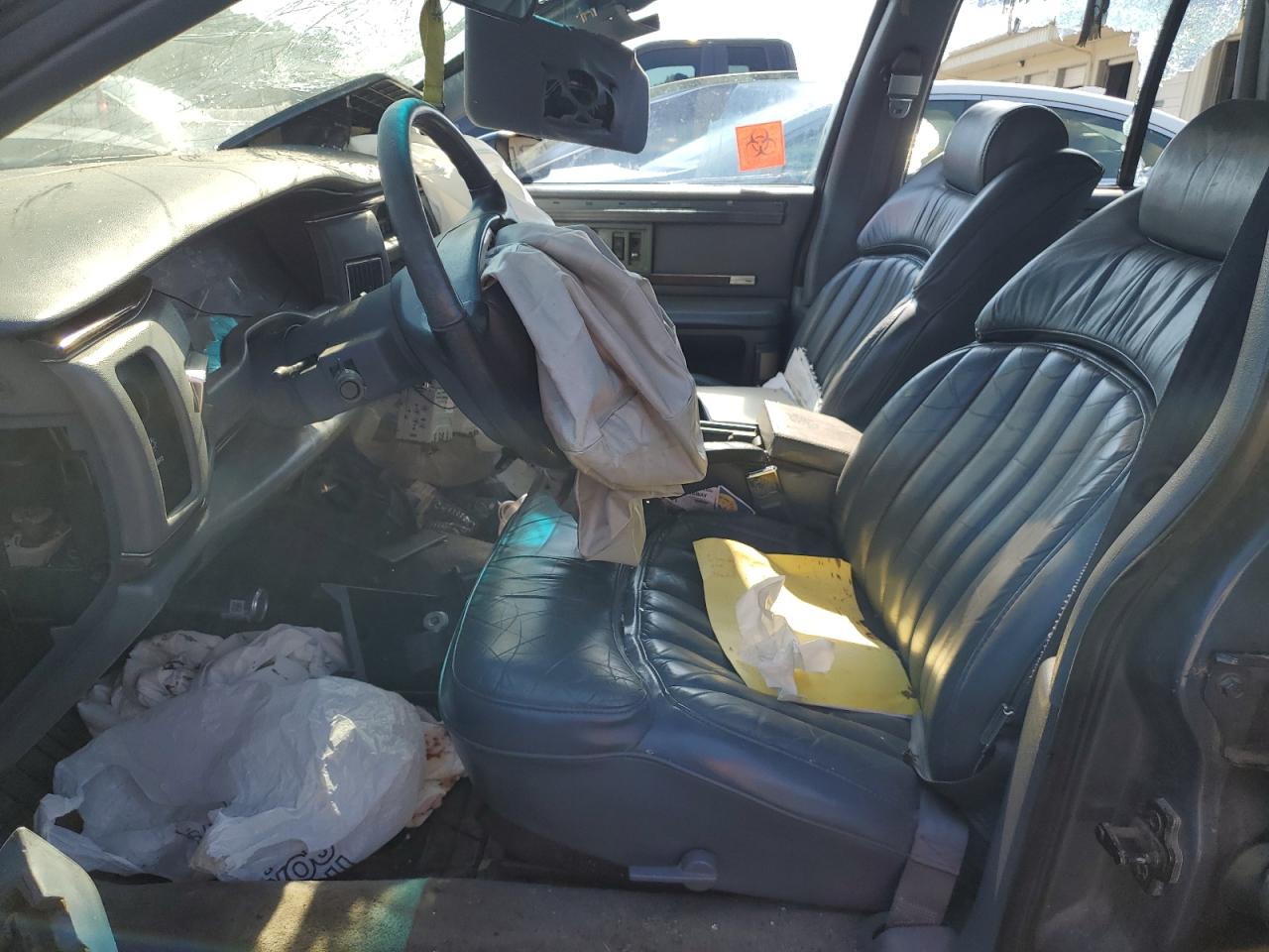 1994 Buick Roadmaster VIN: 1G4BN52P3RR410992 Lot: 80647815