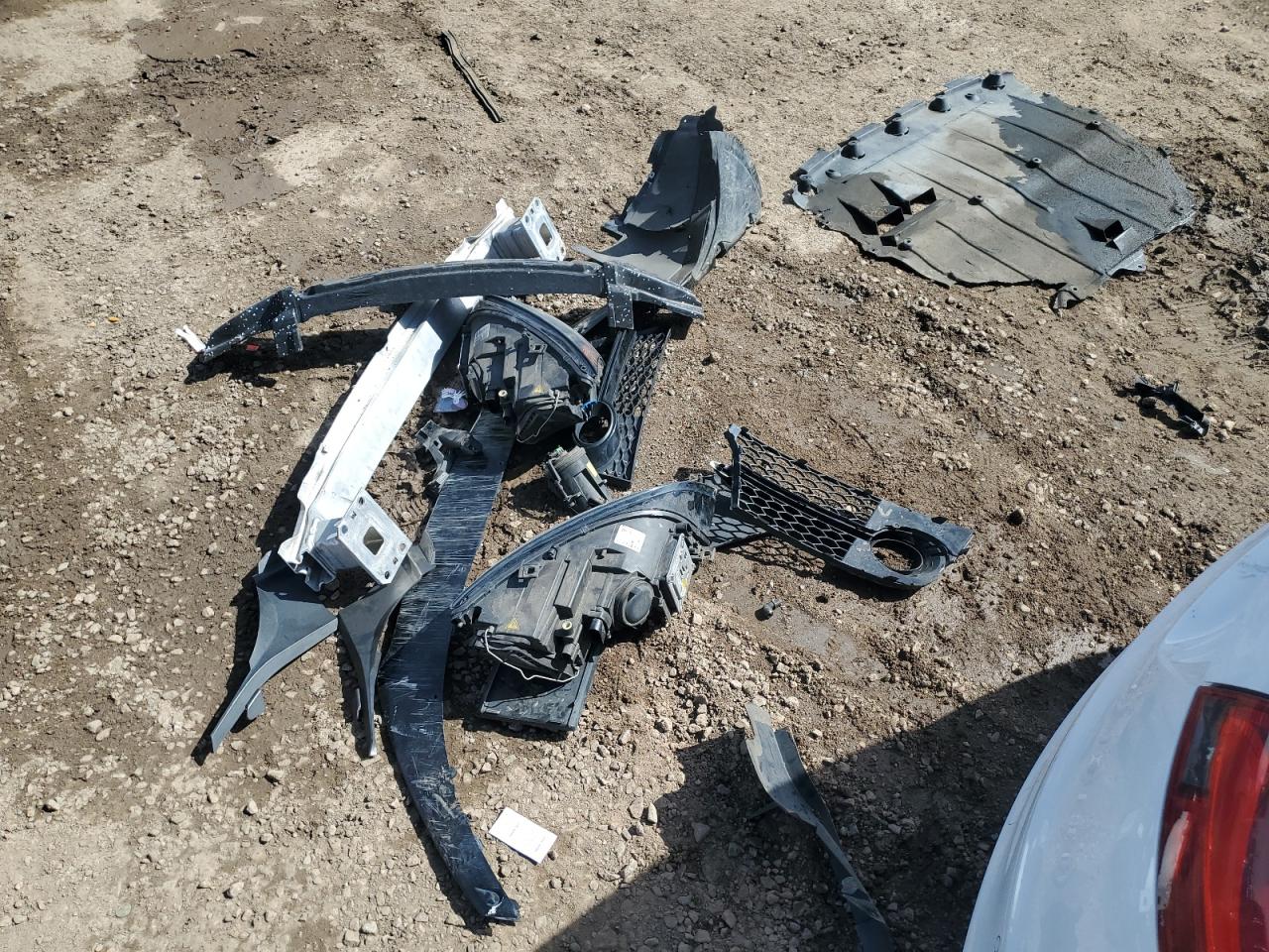 2014 Audi Tt Premium Plus VIN: TRUBFAFK6E1003031 Lot: 81852915