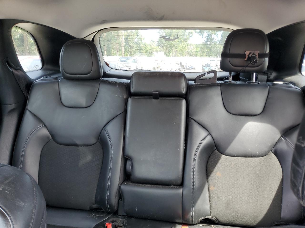 2020 Jeep Cherokee Latitude Plus VIN: 1C4PJLLB6LD586145 Lot: 80614295