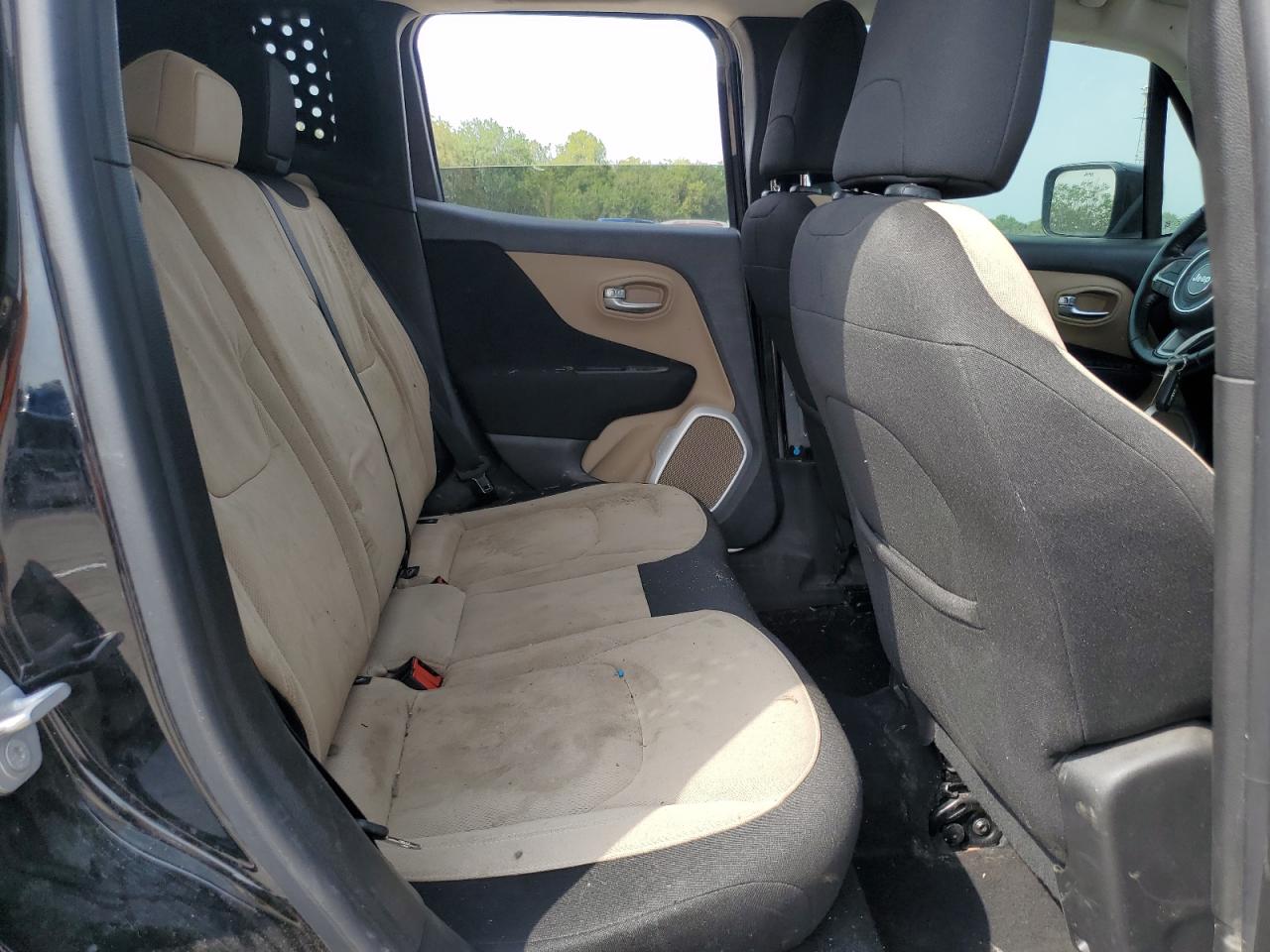 2017 Jeep Renegade Latitude VIN: ZACCJABB6HPG37477 Lot: 71896645