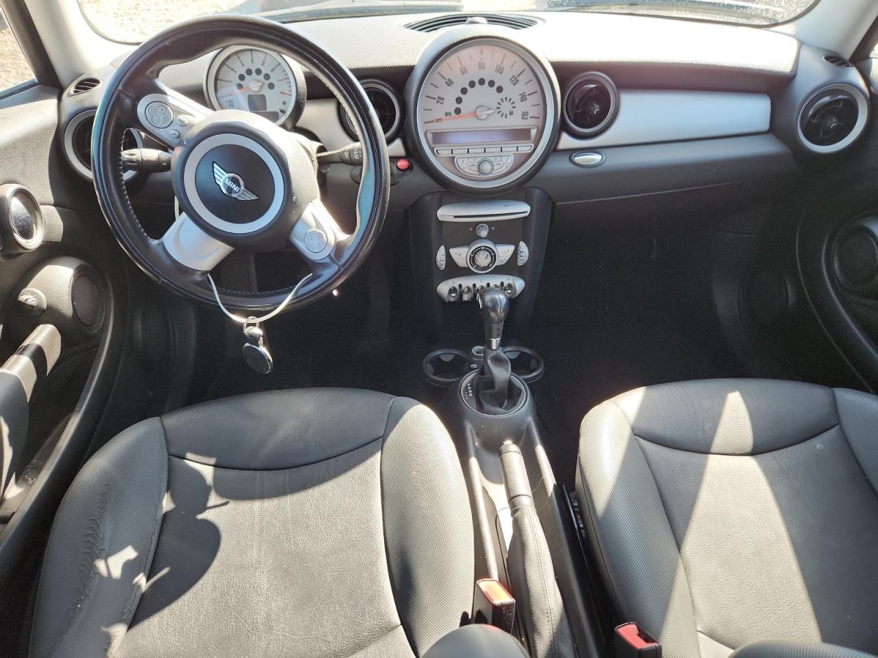 2010 Mini Cooper VIN: WMWMF3C55ATZ61294 Lot: 72004665