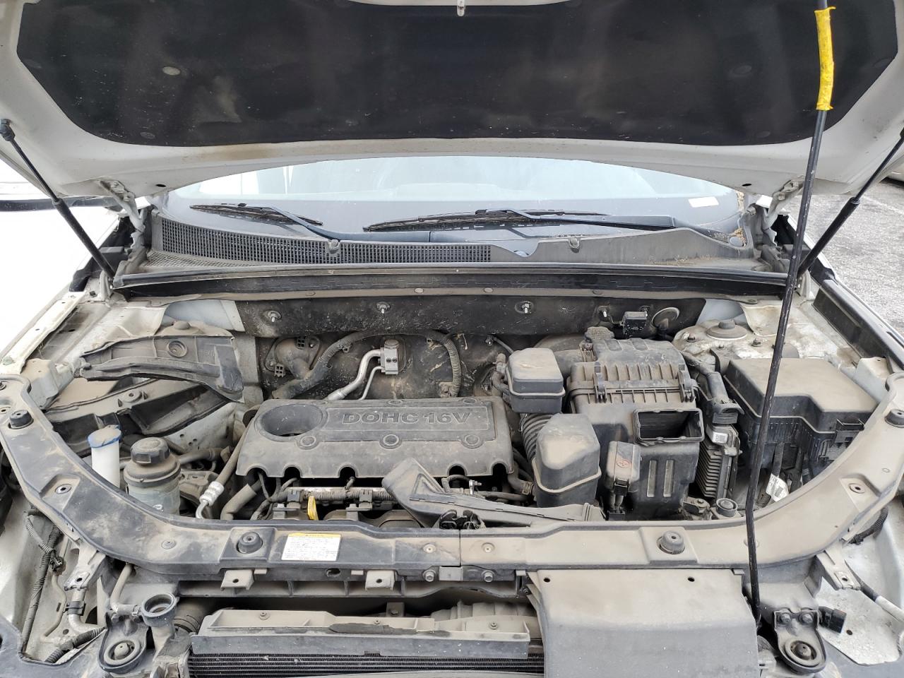 2012 Kia Sorento Base VIN: 5XYKT4A15CG296162 Lot: 83857865