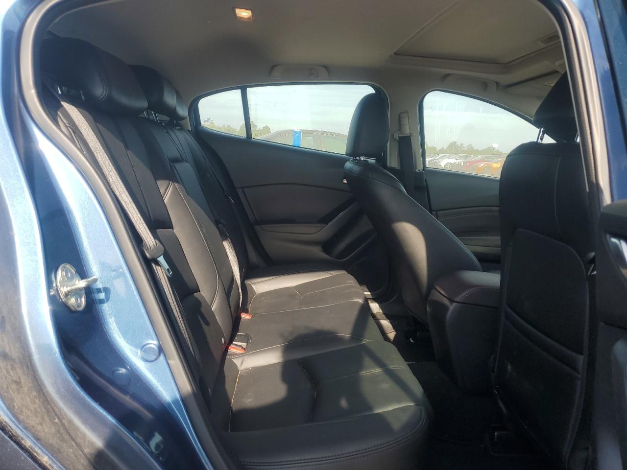 2018 Mazda 3 Touring VIN: 3MZBN1L3XJM207688 Lot: 80782075